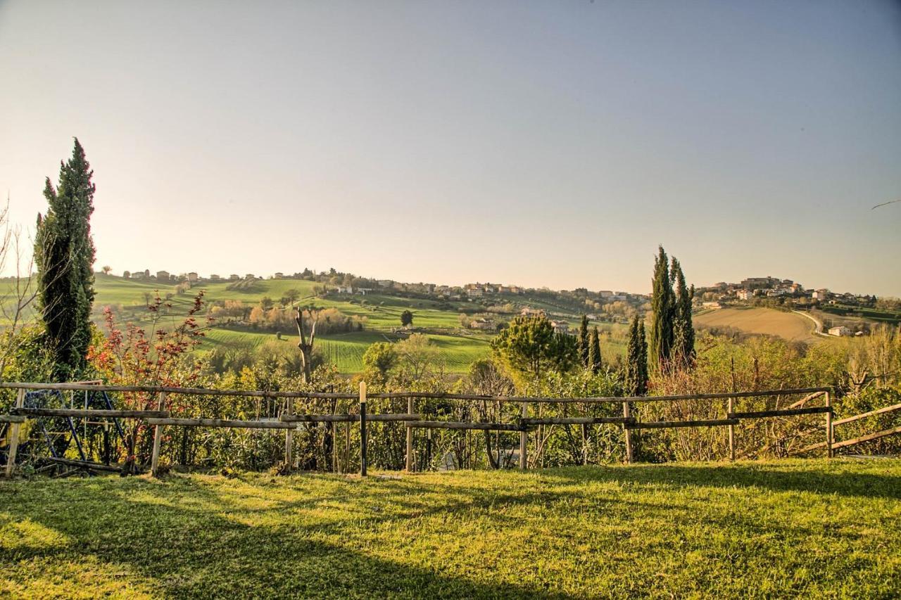 Casali Marchigiani - Ville Vacanza Private Con Piscina Ostra Exterior foto